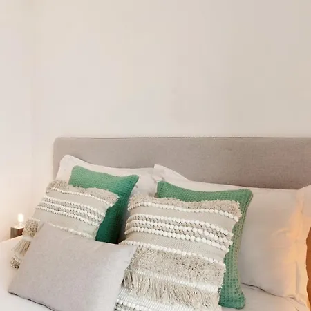 Apartament Modern Portuguese 1 Bedroom In Belem Lizbona